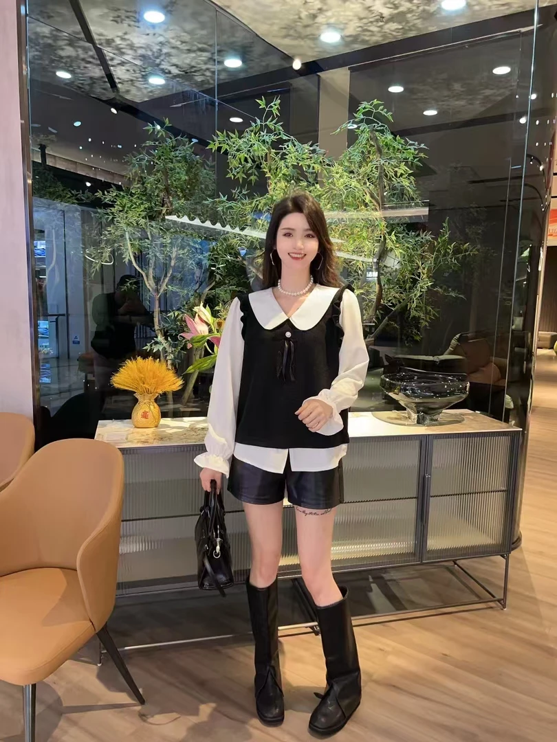 大码女装胖mm春季新款2025时尚娃娃领上衣假两件显瘦马甲长袖衬衫