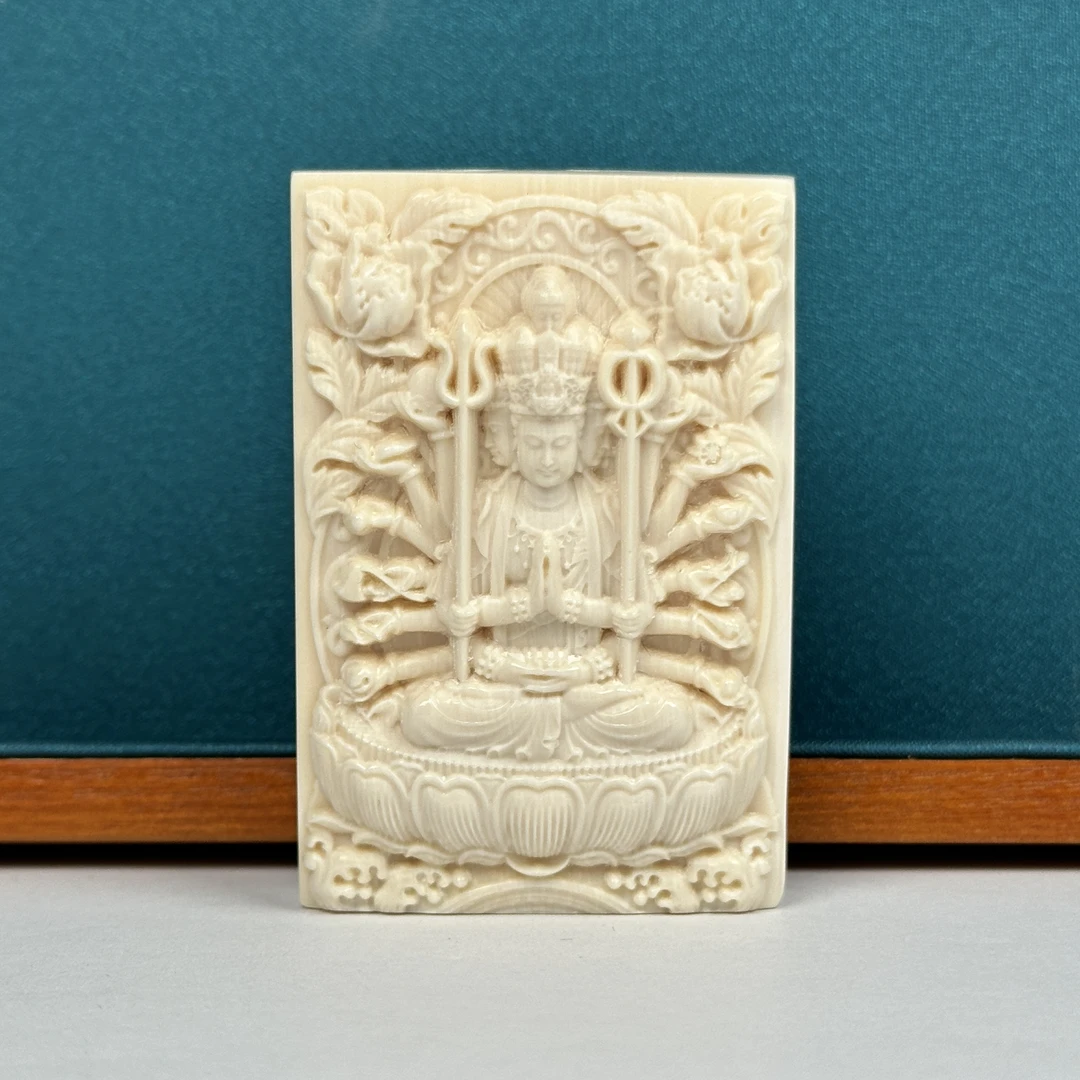W15-05天然猛犸牙 雕刻牌千手观音39.9*59*15mm一物一图 假一罚十