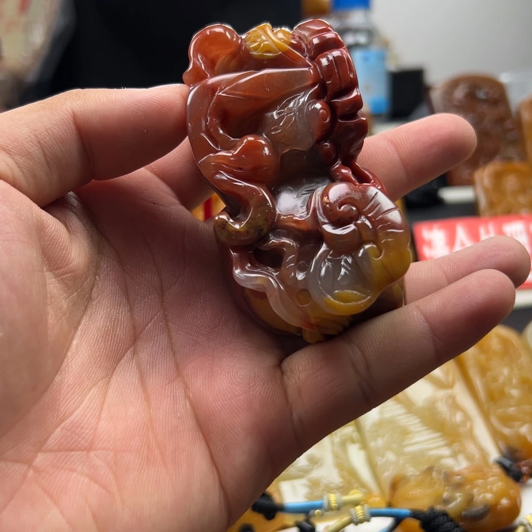 石英质玉（黄龙玉）未镶嵌多选发其一