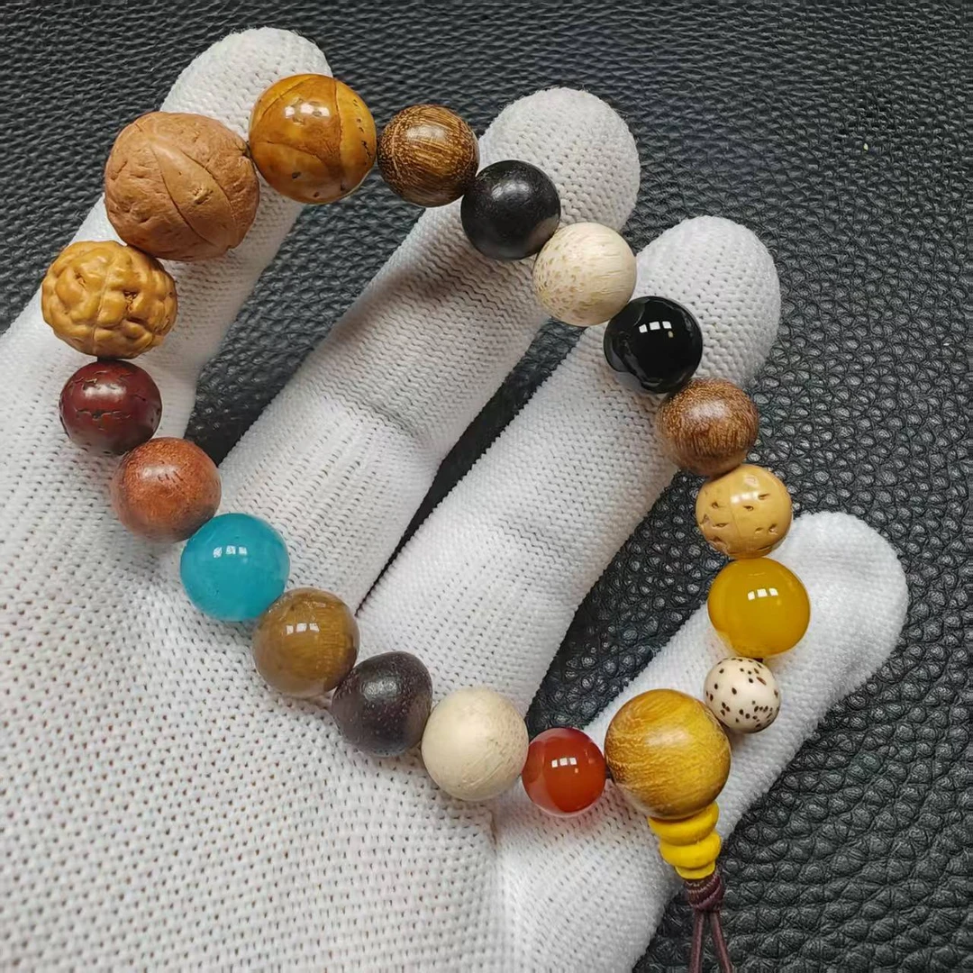 十八籽手串菩提文玩一条《小鱼文玩》