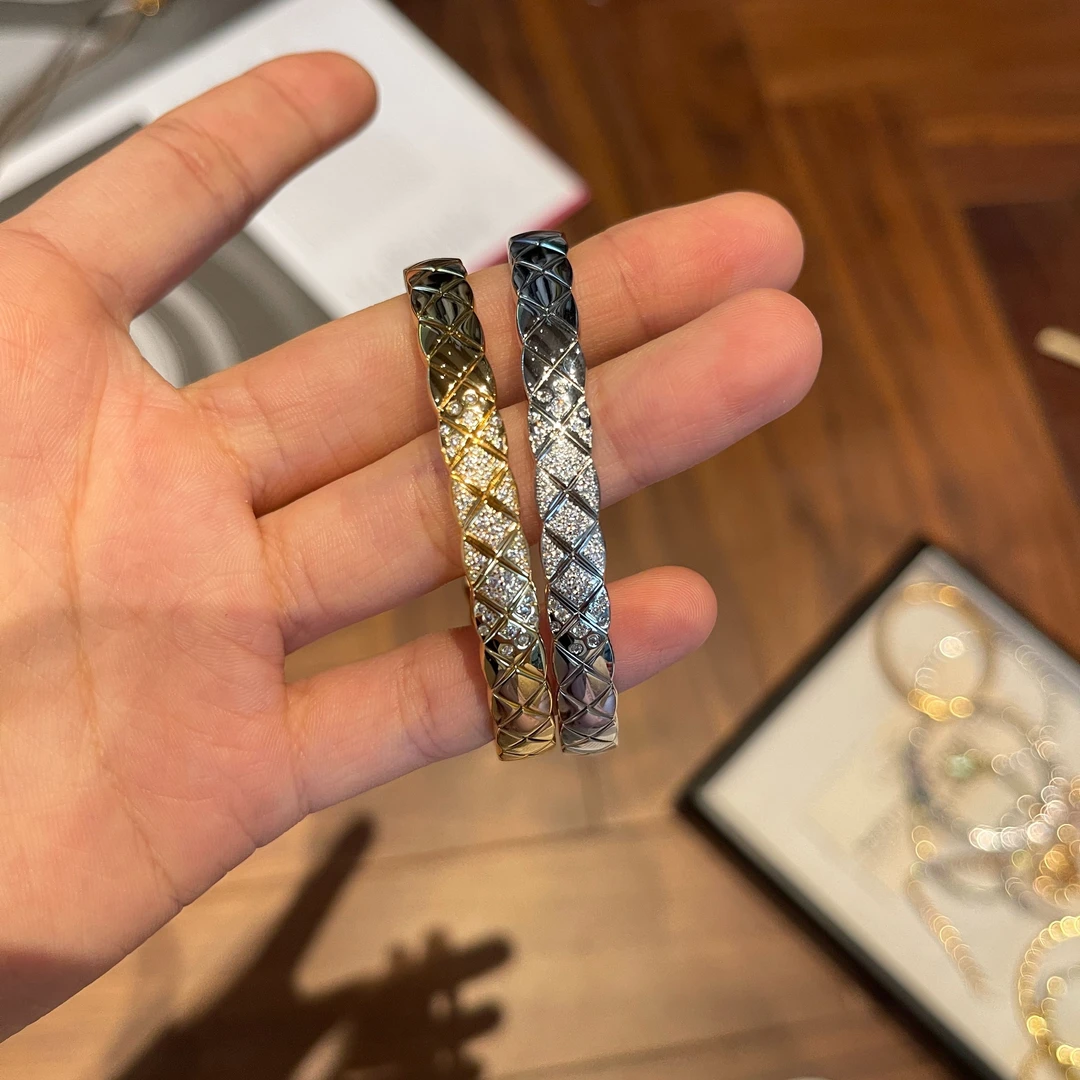 合金手链 宽版菱格手镯 SSE11786