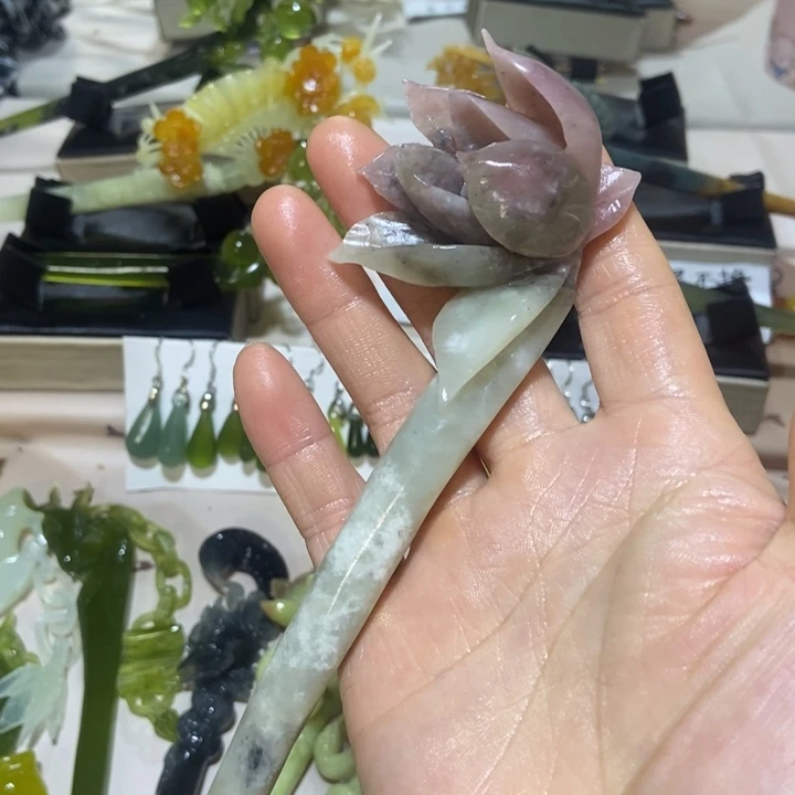 蛇纹石玉发簪未镶嵌