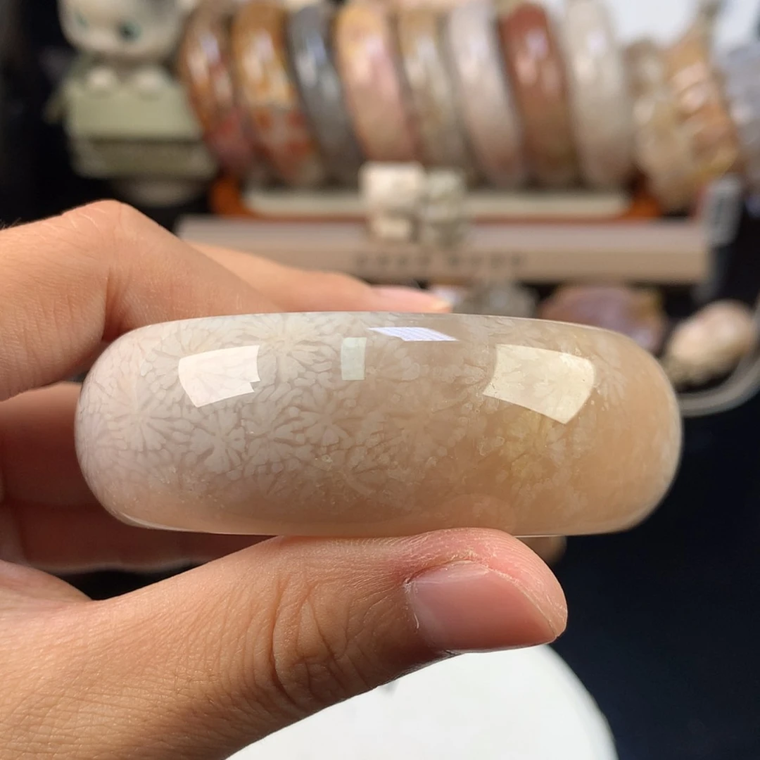 【闪购商品】硅化珊瑚（珊瑚玉）未镶嵌颈饰手镯52幸运冰满花（23号）