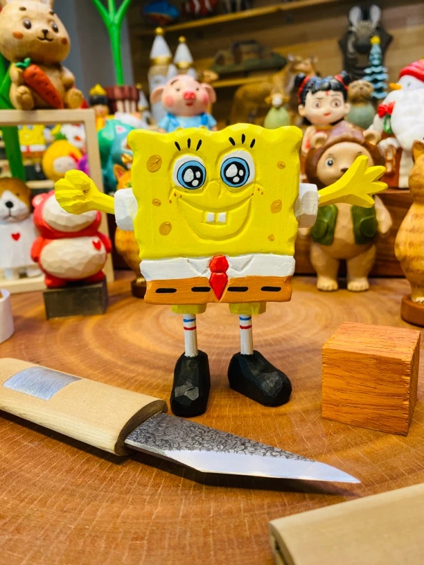 海绵宝宝来喽！！  纯手工雕刻  实木摆件 木雕