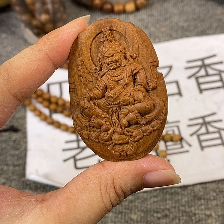 檀香木手串/手链老山檀香黑肉雕刻黄财吊坠