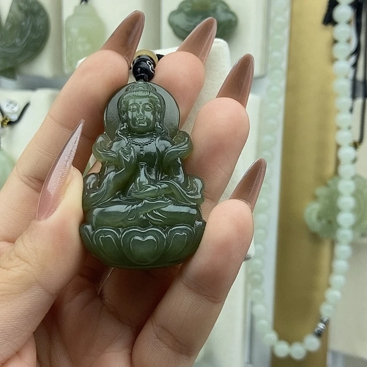 风***灬和田玉未镶嵌颈饰