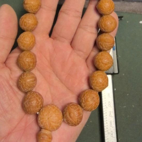 凤眼菩提把件凤眼菩提手把件，16左右尺寸，原皮原色，精挑细选