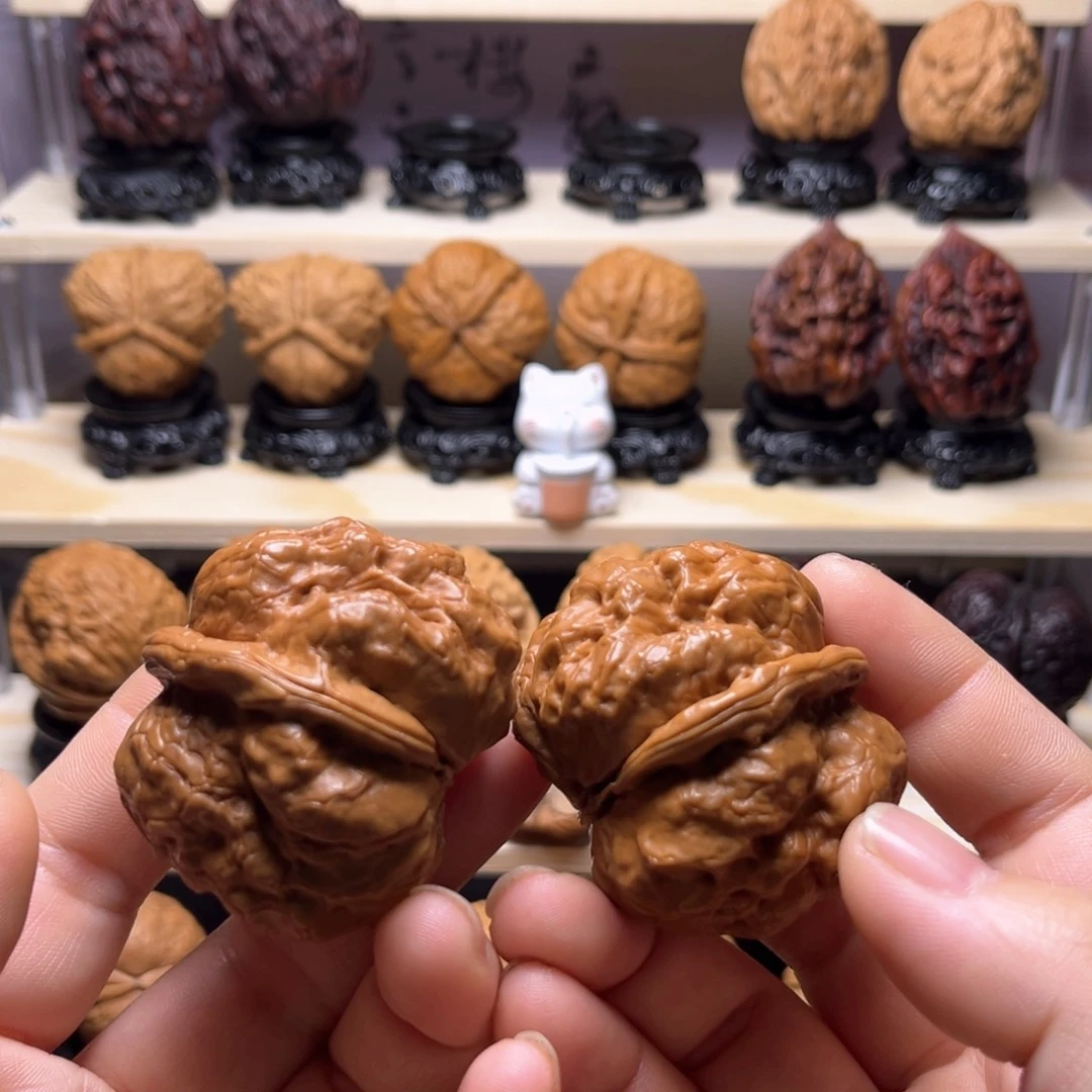 文玩核桃吊坠21w老树金蟾疙瘩包48尺