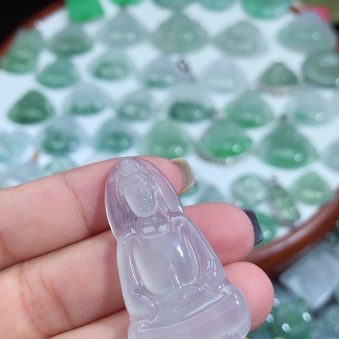 牡***丹翡翠未镶嵌颈饰佛公