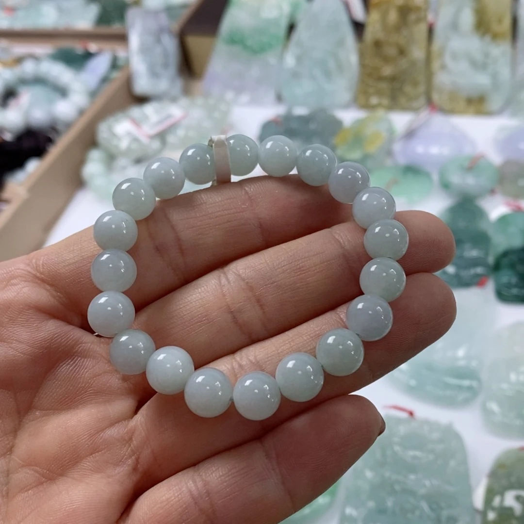 颈饰未镶嵌翡翠手串