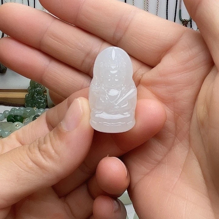 颈饰未镶嵌和田玉白玉