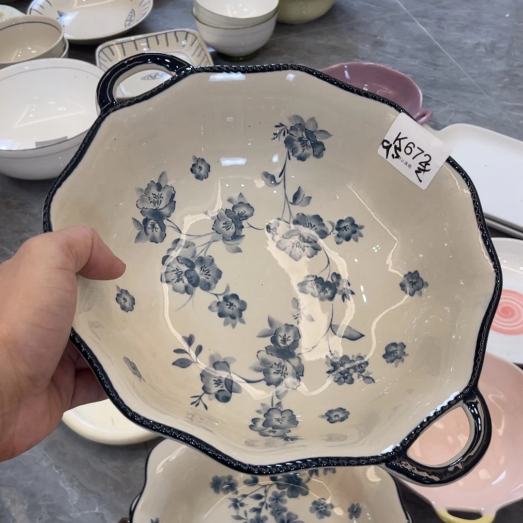 陶瓷微瑕餐具介意勿拍，满18飞！