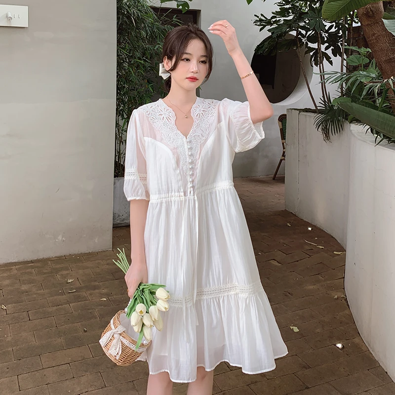 2025夏季新款法式优雅茶歇别致收腰米白色初恋v领温柔小众女装裙