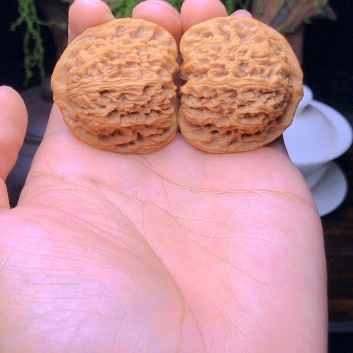 吊坠文玩核桃南疆石