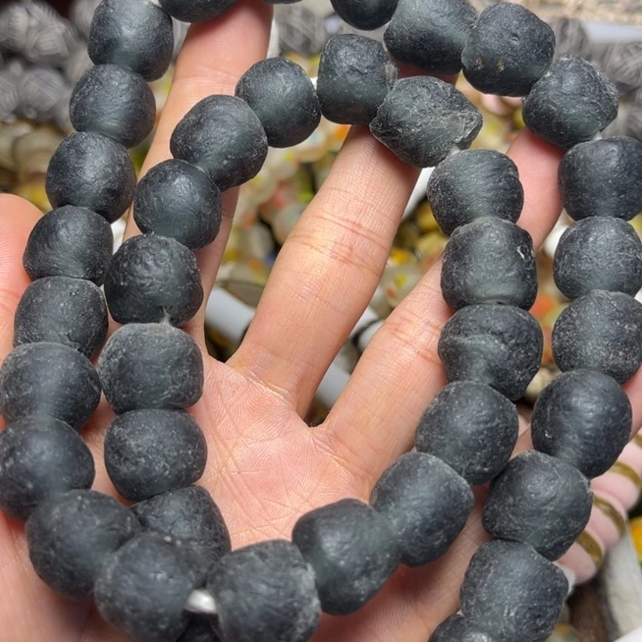 玻璃颈饰9699琉璃一条