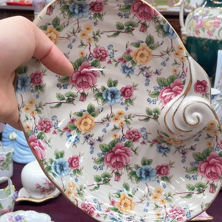 杯碟陶瓷摆件陶瓷