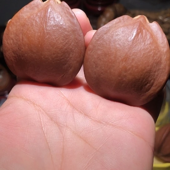 橄榄核把件异型三角橄榄