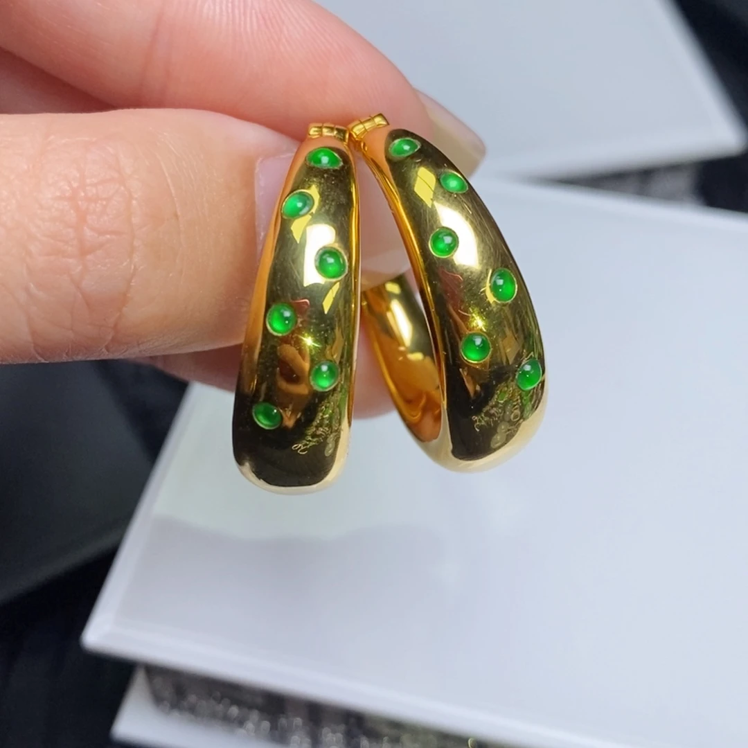 翡翠18K金镶嵌耳饰小蛋面