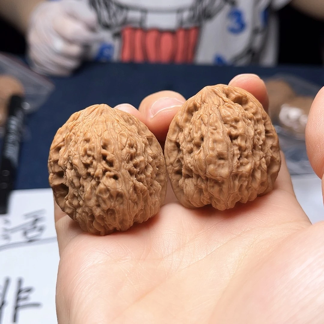 桃核把件27-南疆石核桃35