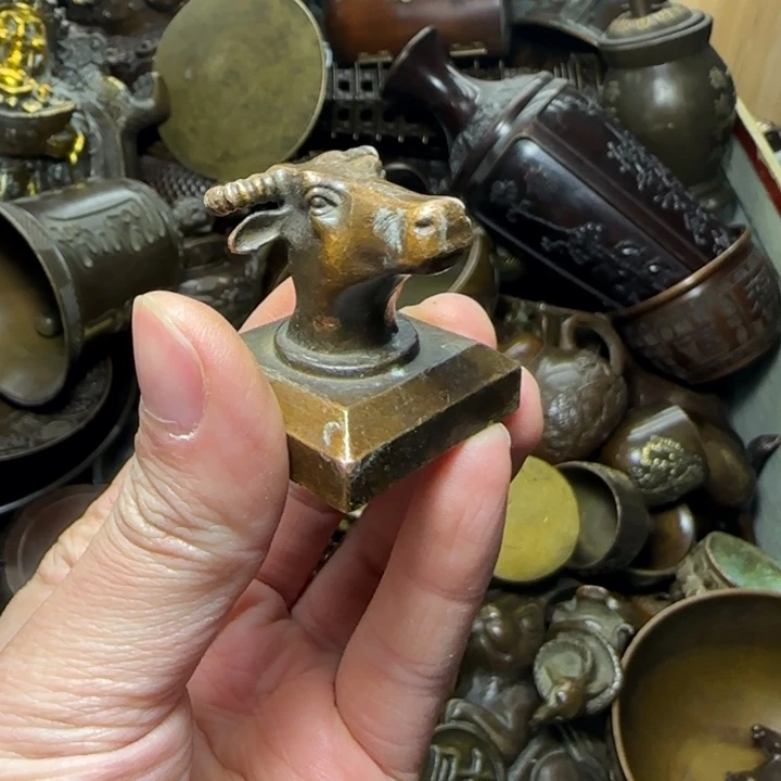 铜器把玩摆件链接