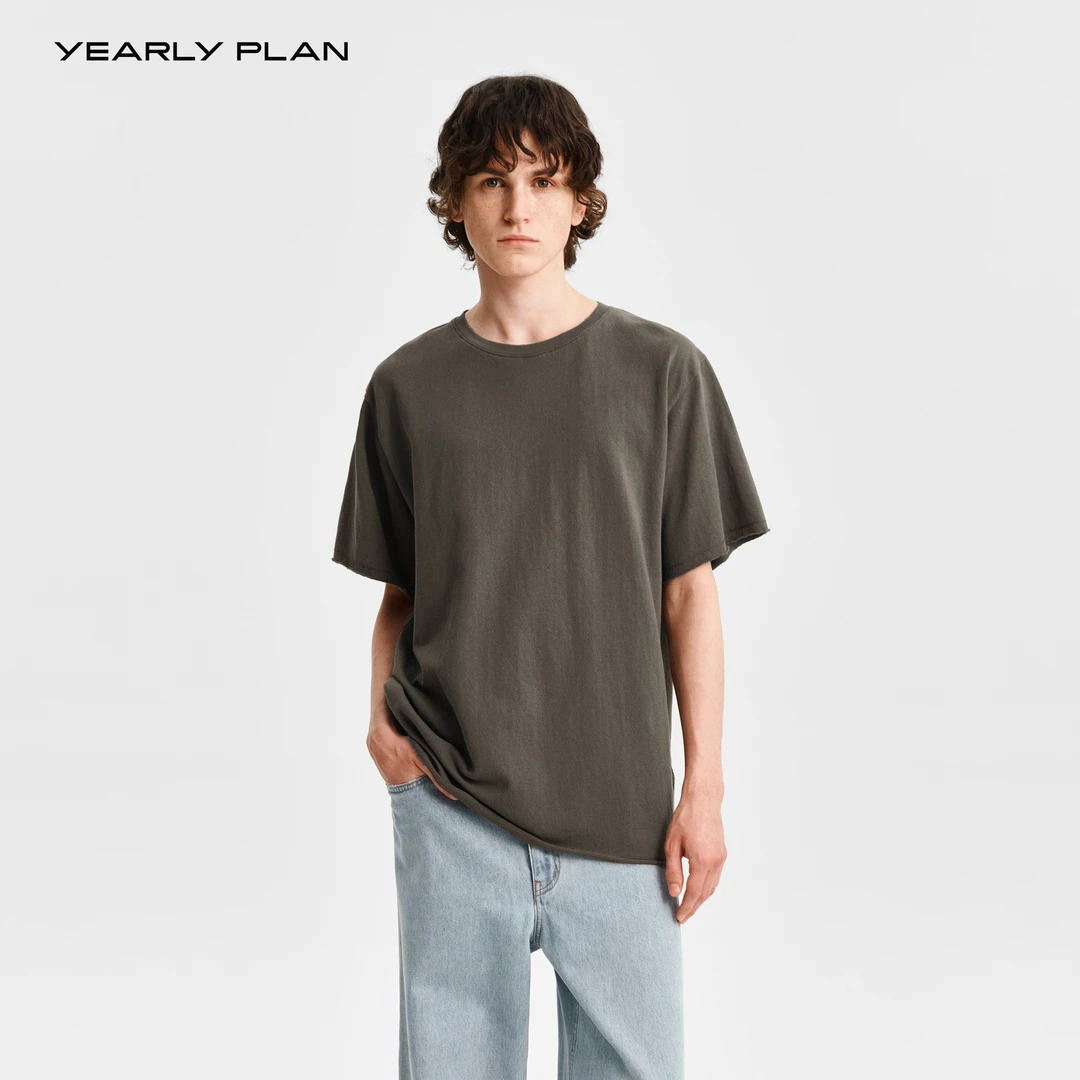 YEARLY PLAN【原棉肌理】简约随性松弛水洗复古圆领短袖T恤 2252
