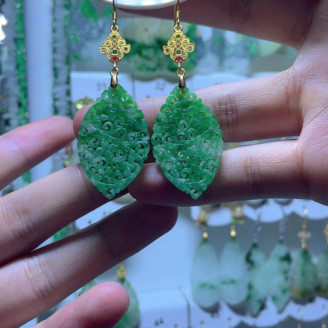 小***猫翡翠未镶嵌耳饰翡翠