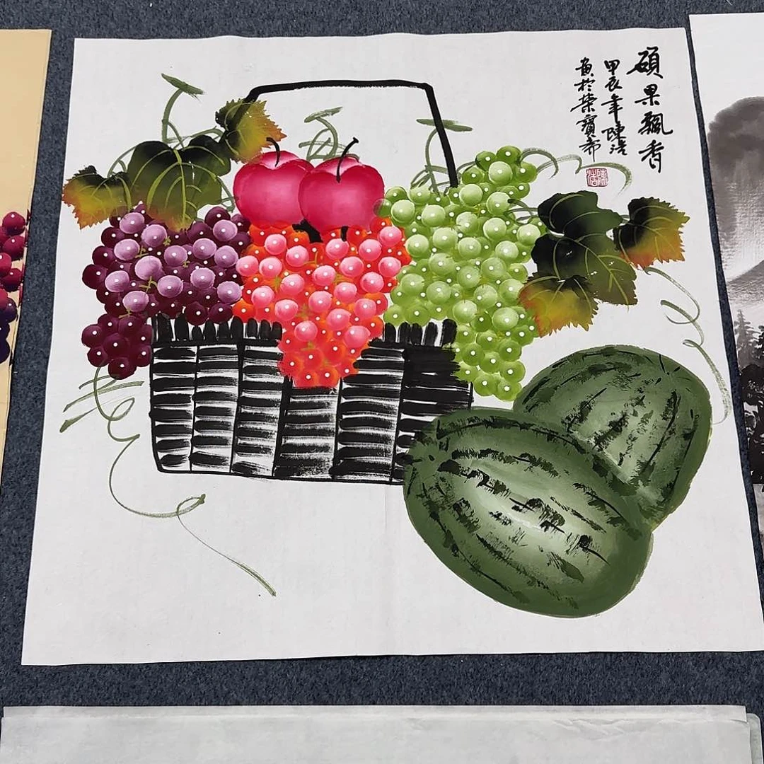 国画尺寸70X70手绘作品