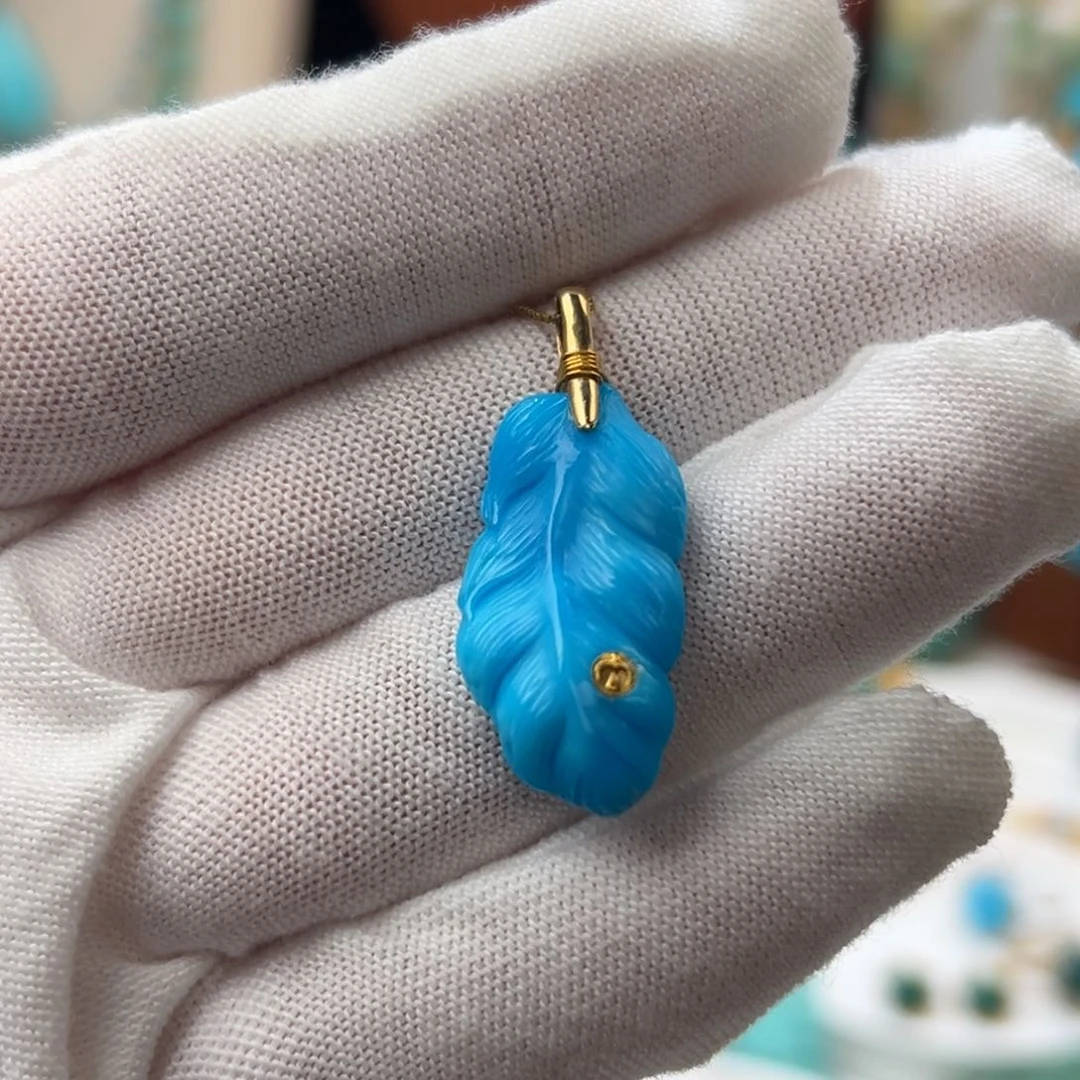 18K金镶嵌绿松石珠宝奇石