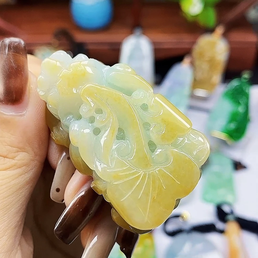 翡翠未镶嵌颈饰天然翡翠Ａ货