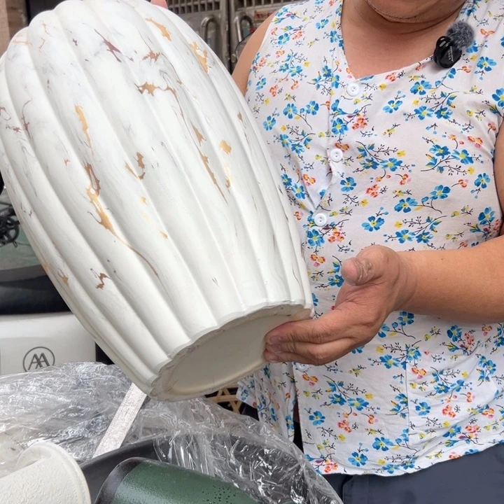 摆件12 号高温陶瓷装饰品（部分微瑕）