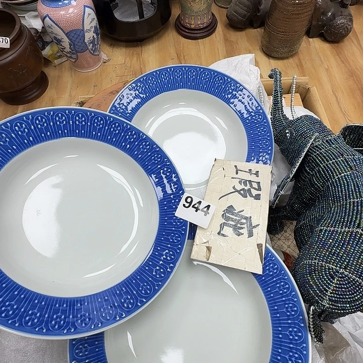 瓷片工艺品摆件瓷器摆件正能量