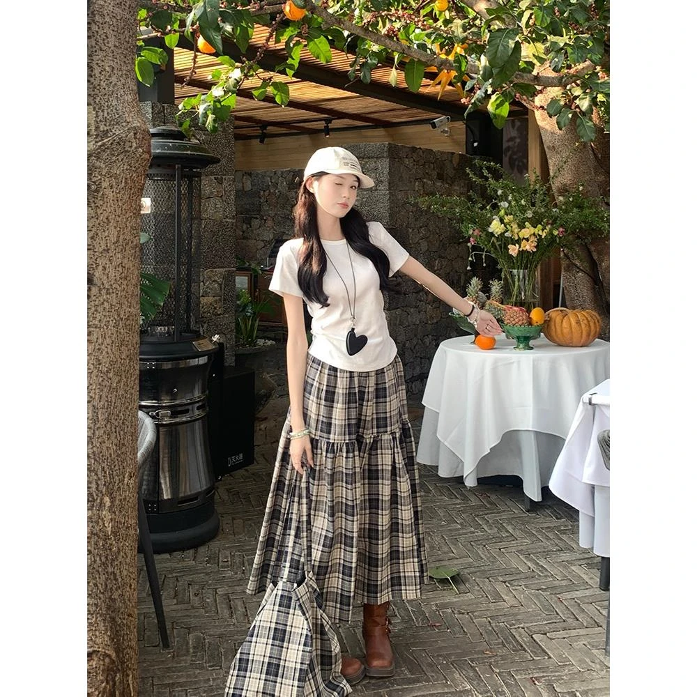 2025新款复古套装褶皱收腰短袖T恤女夏季格子半身裙大摆裙两件套