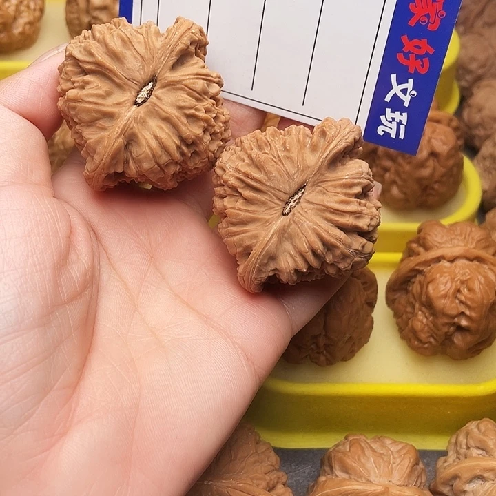 吊坠文玩核桃N****n南将