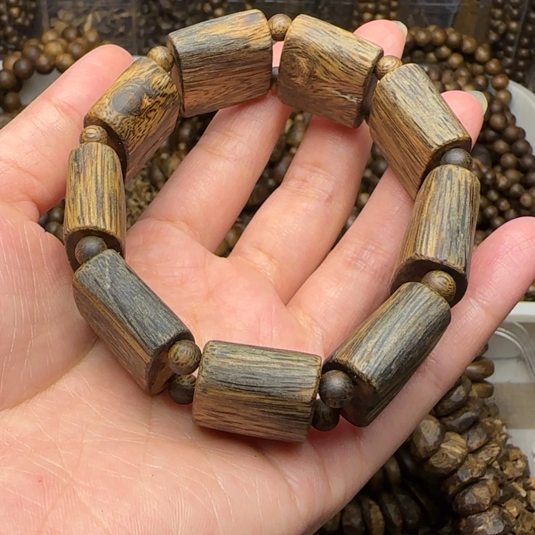 沉香手串知*鸟单圈手牌珠海南乌身24.5克老料