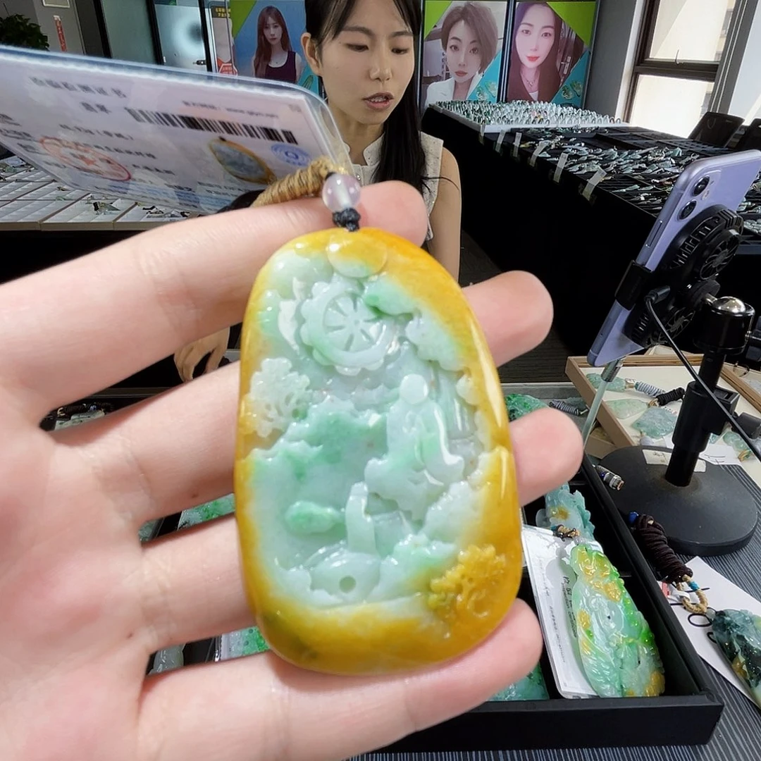 颈饰未镶嵌翡翠一