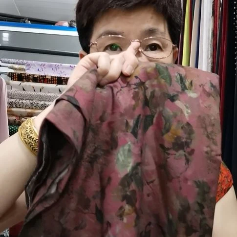 彩云缎布料崇小花2米