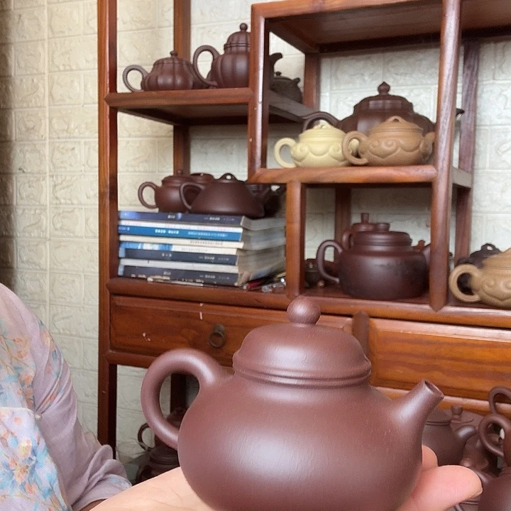 茶壶紫砂容天200cc精工半手工