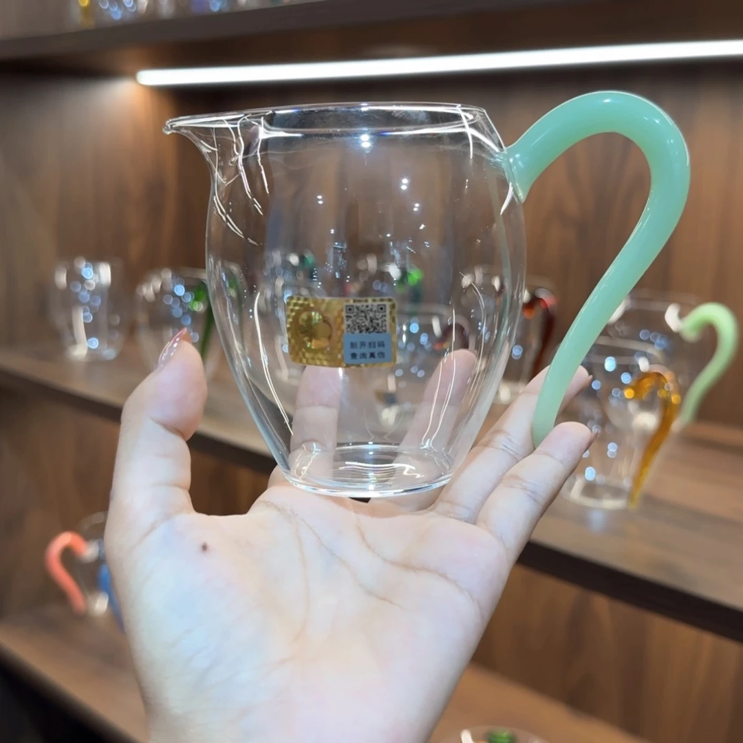 胸**下禾器怡然浅玉色。。。