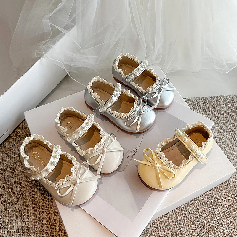 女童小皮鞋2025秋季新款洋气蕾丝花边软底女宝公主鞋浅口儿童单鞋