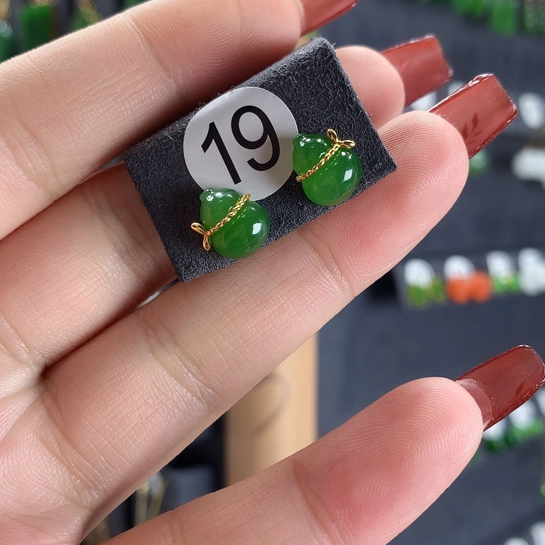 和田玉耳饰18K金镶嵌静***?19