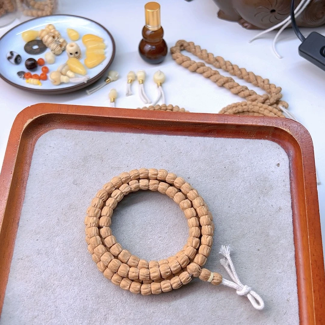 【闪购商品】吊坠柏香籽/百香籽小***?热振玉系列