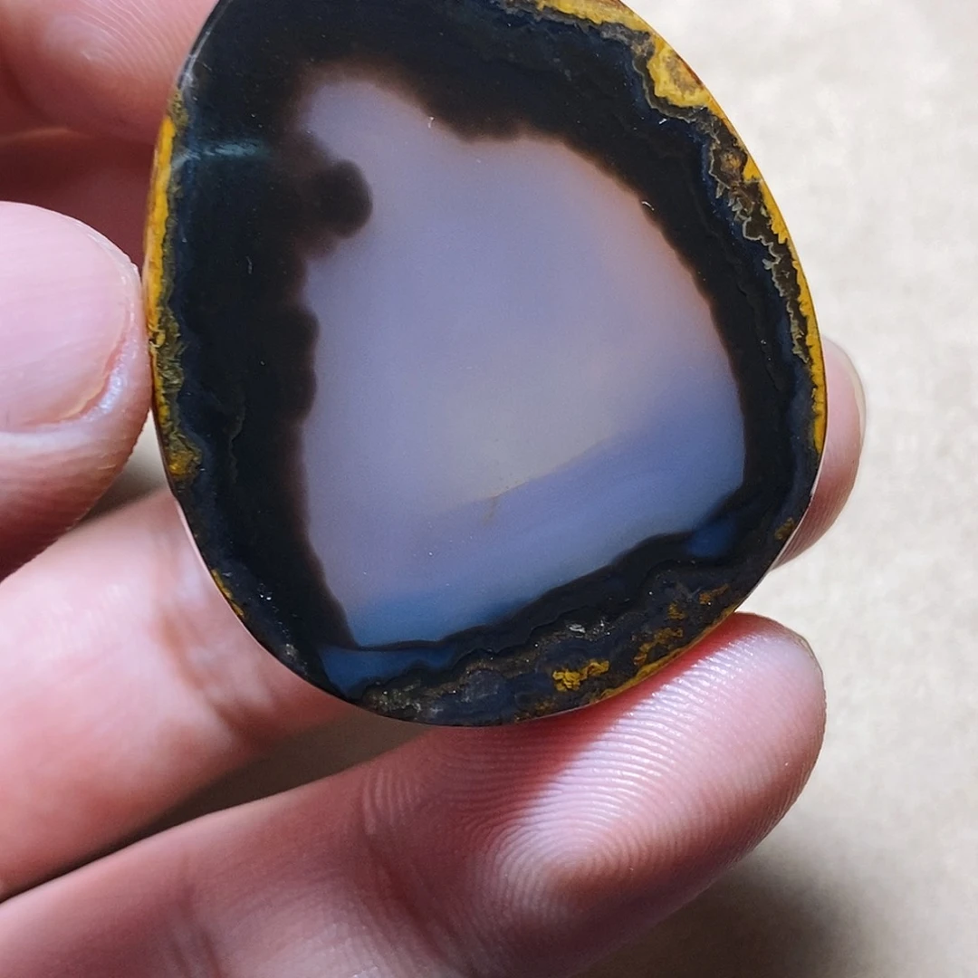 玛瑙/玉髓颈饰未镶嵌笙*