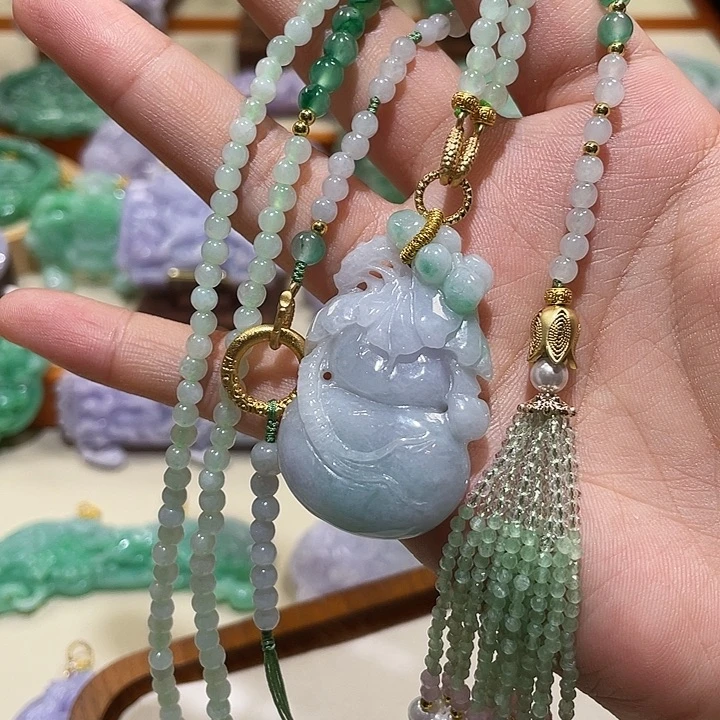 翡翠未镶嵌颈饰k翡翠吊坠