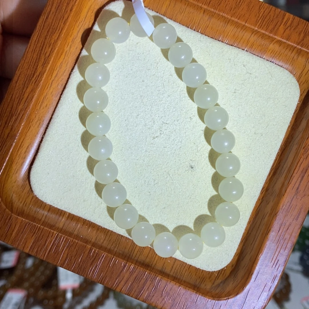 和田玉高冰蜂蜜水8mm未镶嵌