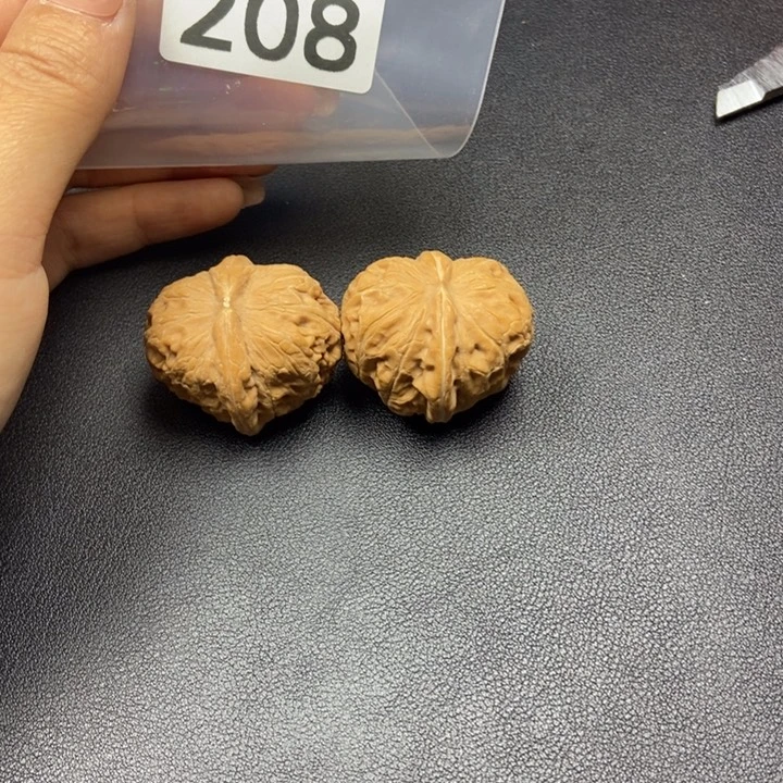 彭***核桃手串/手链元宝39微瑕