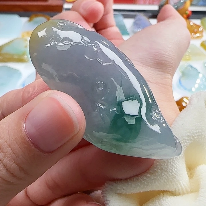 定制翡翠未镶嵌翡翠定制