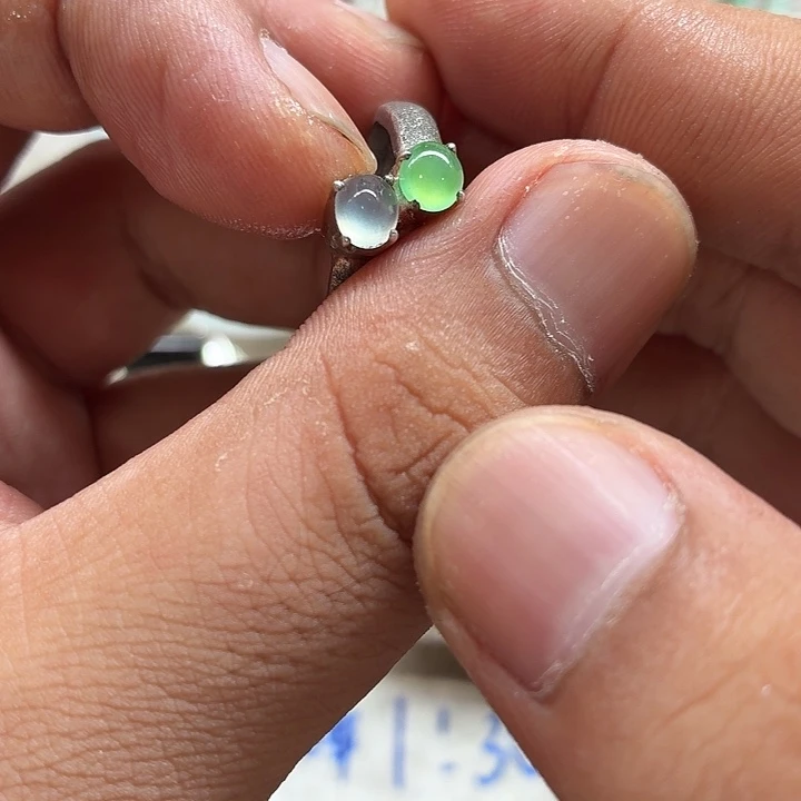 定制翡翠未镶嵌翡翠