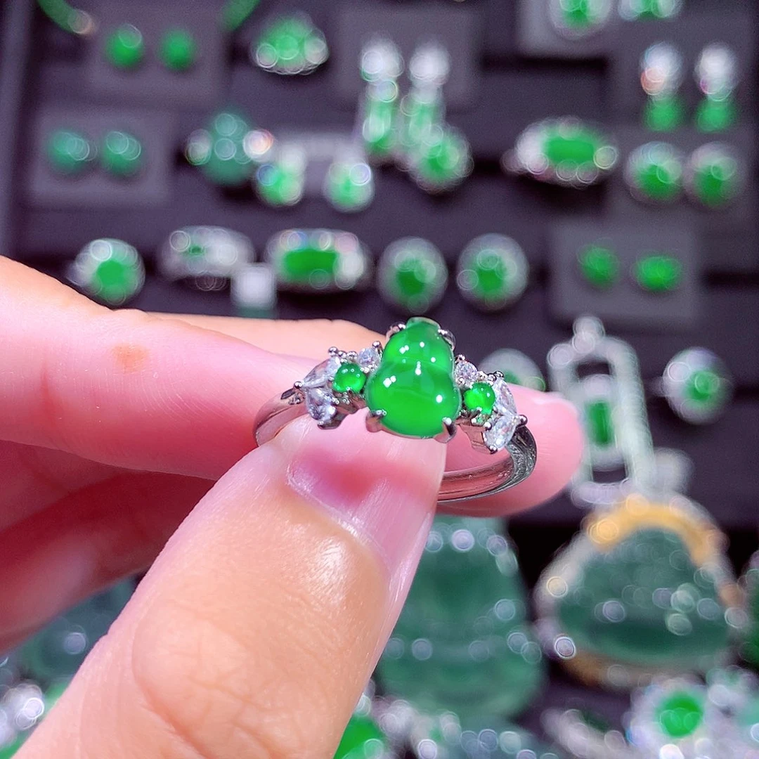 翡翠未镶嵌颈饰天然