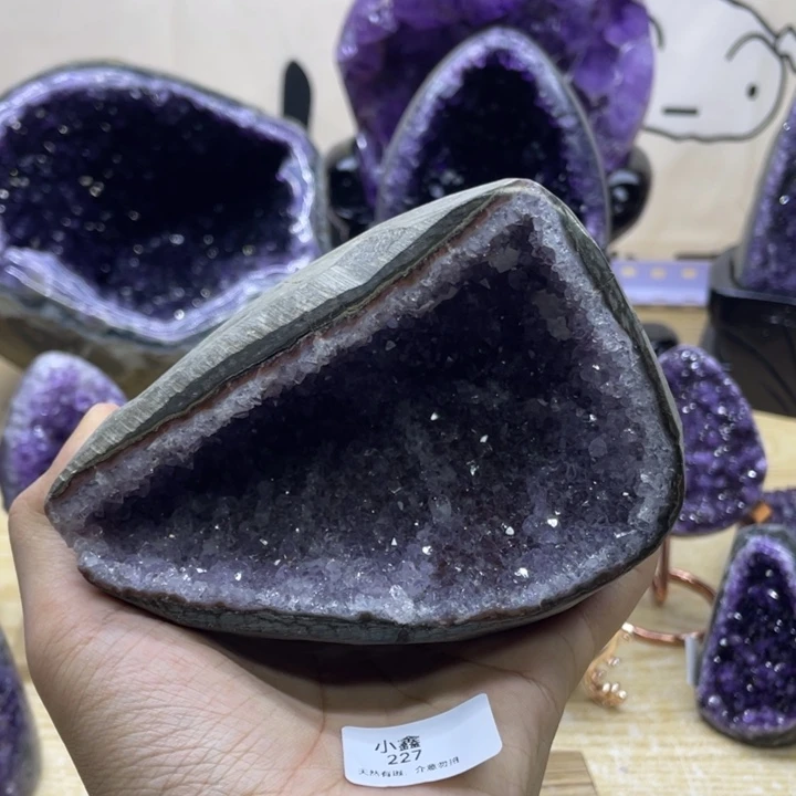 未镶嵌大型摆件（非配饰）紫晶