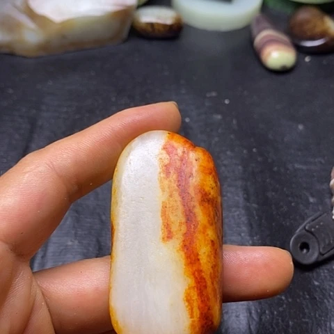 未镶嵌和田玉摆件